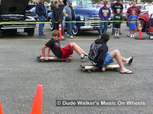 Dude Walkers Music On Wheels Car Show Pics - Floor Creeper Races